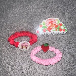 Strawberry Shortcake Hair Accessories Set